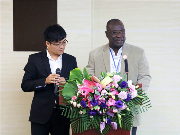 Mr. Jonathan�������v